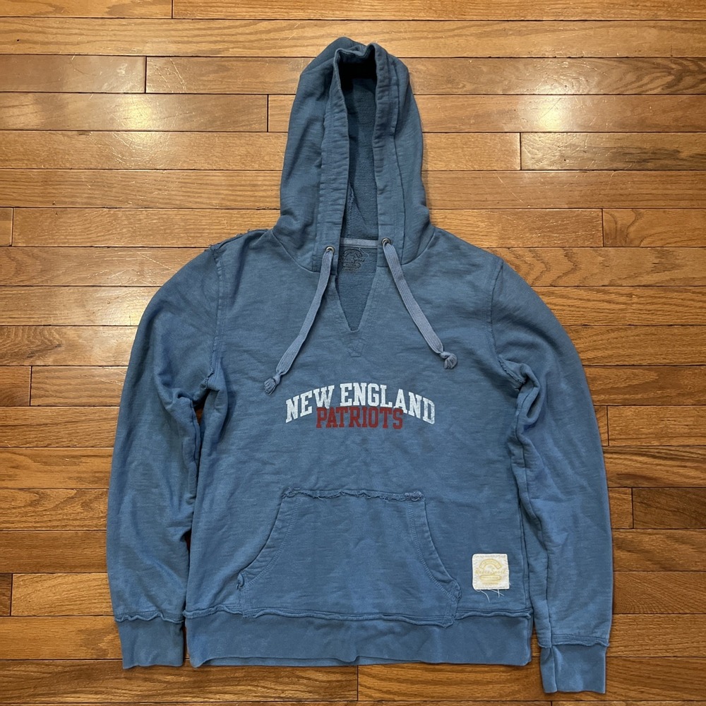 Retro Sport NFL New England Patriots Blue V Neck Hoodie Sweatshirt Size Medium